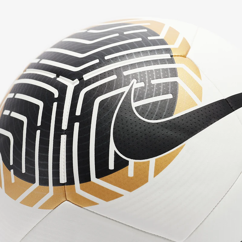 Nike Pitch