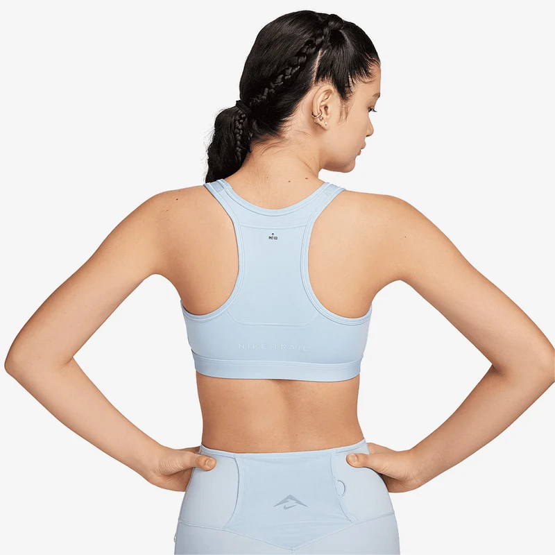 Nike Womens Swoosh On-The-Run Trail Medium-Support Sports Bra