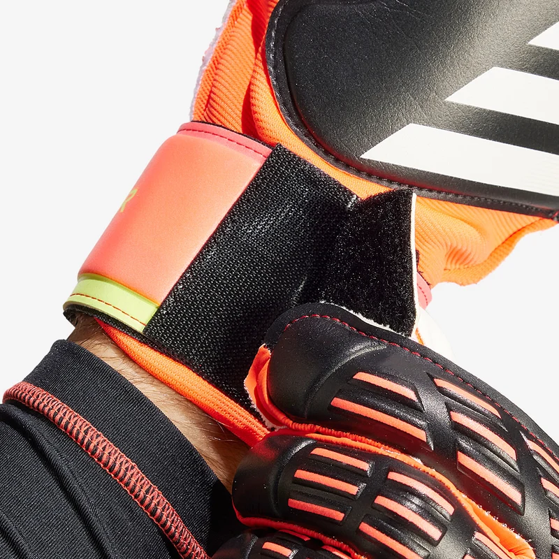 adidas Predator Match
