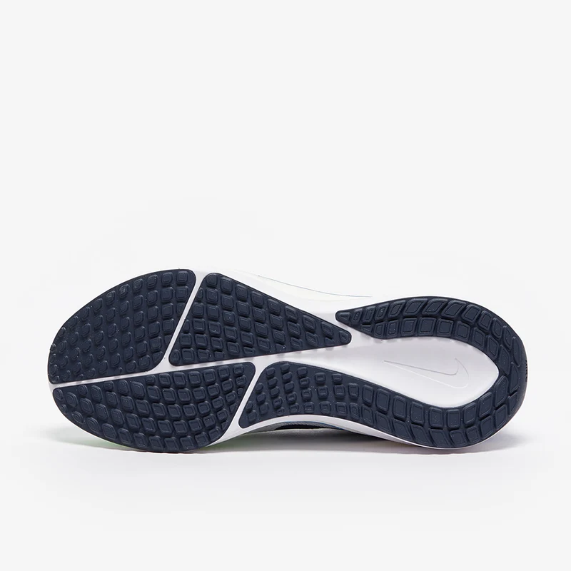Nike Vomero 17