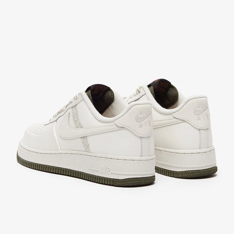 Nike Sportswear Air Force 1 '07 LV8