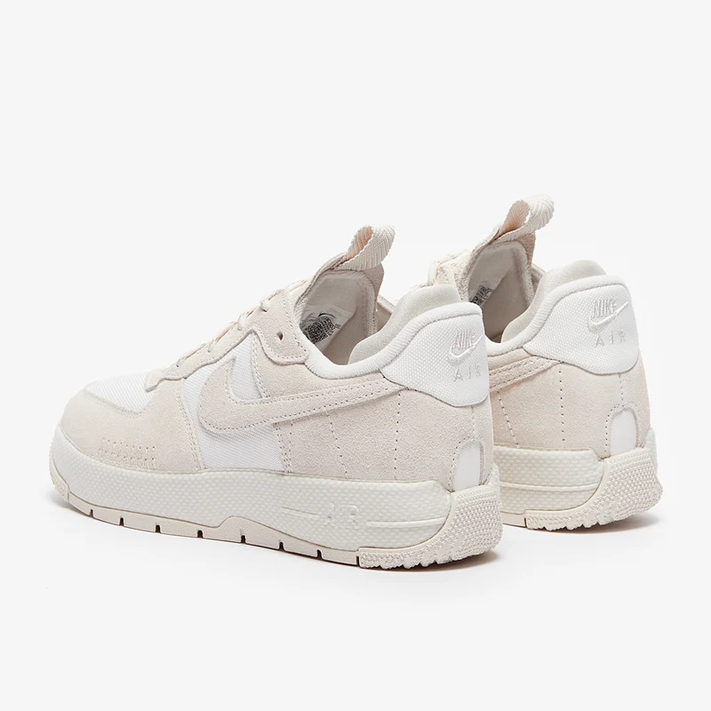 Nike Damenschuh Air Force 1 Wild