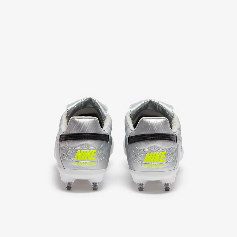 Nike The Premier III SG-Pro Anti-Clog