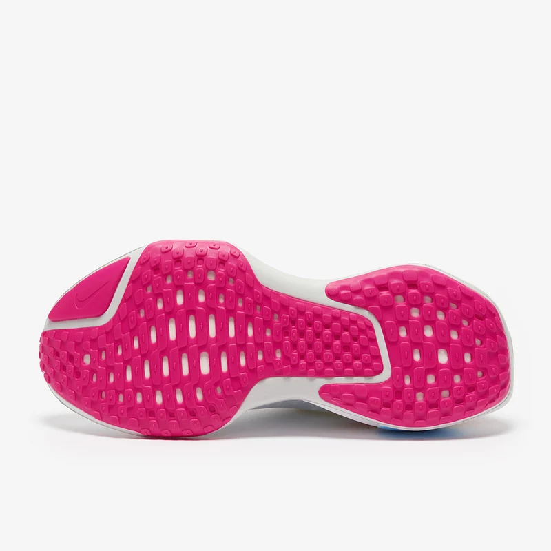 Nike Damen ZoomX Invincible Run Flyknit 3