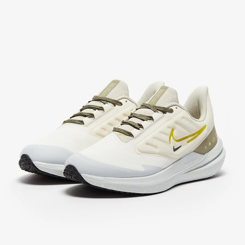 Nike Wetterfester Straßenlaufschuh für Damen Air Winflo 9 Sh