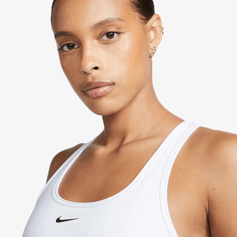 Nike Womens Swoosh Light Support Non-Padded Sports Bra