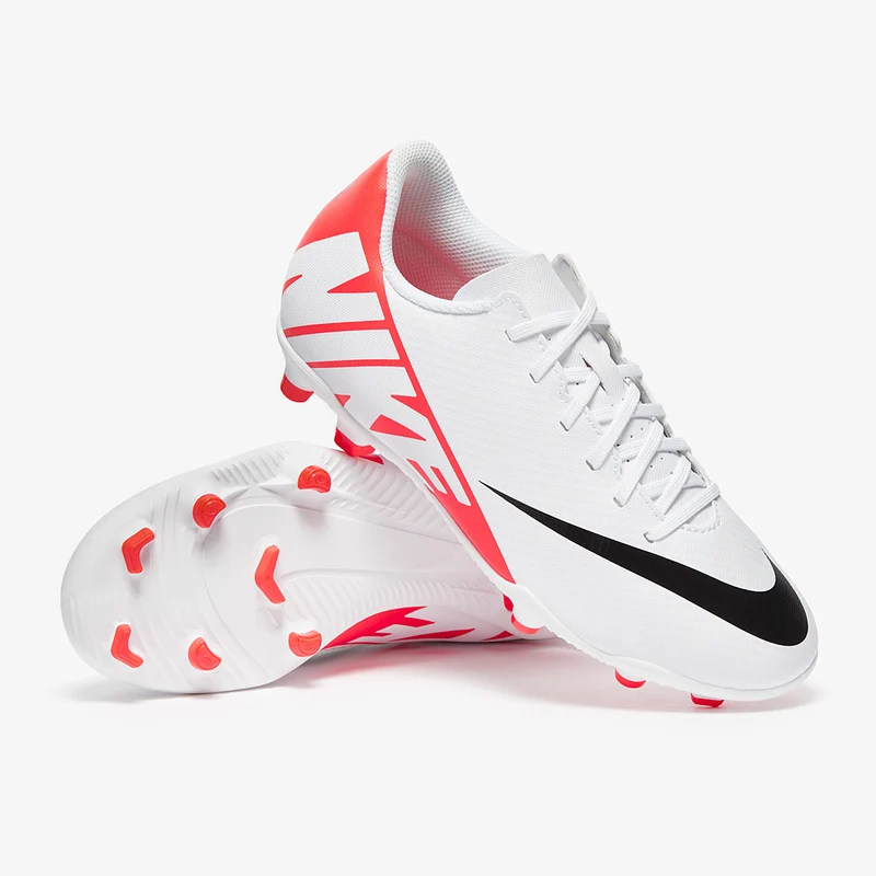 Nike Low Top Fußballschuh für verschiedene Böden für jüngere