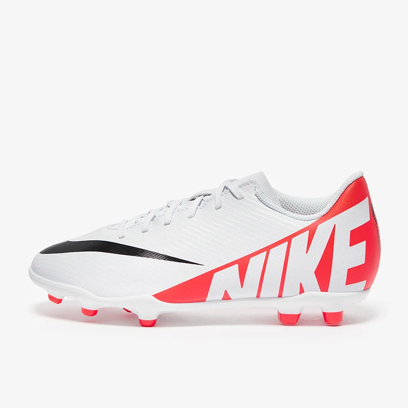 Nike Low Top Fußballschuh für verschiedene Böden für jüngere