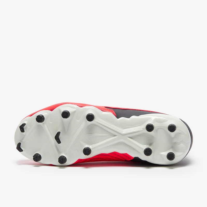 Nike Low Top Fußballschuh für verschiedene Böden für ältere