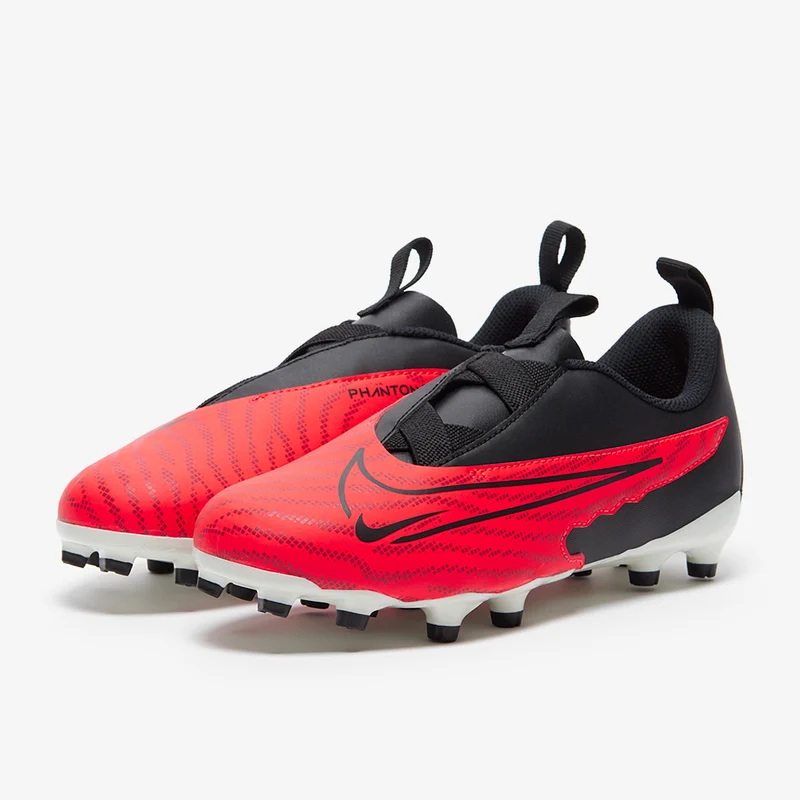 Nike Low Top Fußballschuh für verschiedene Böden für ältere