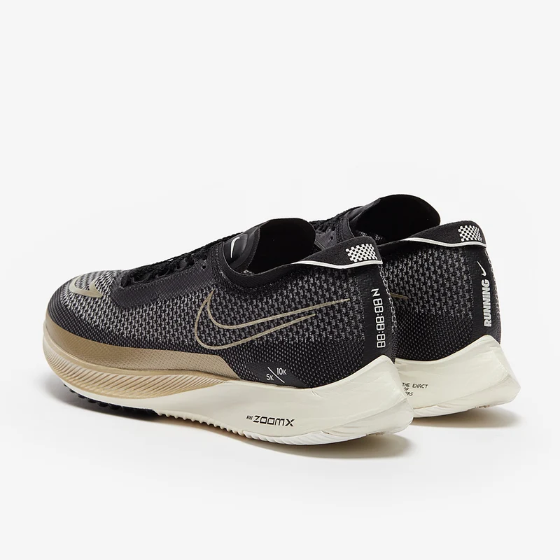 Nike ZoomX Streakfly