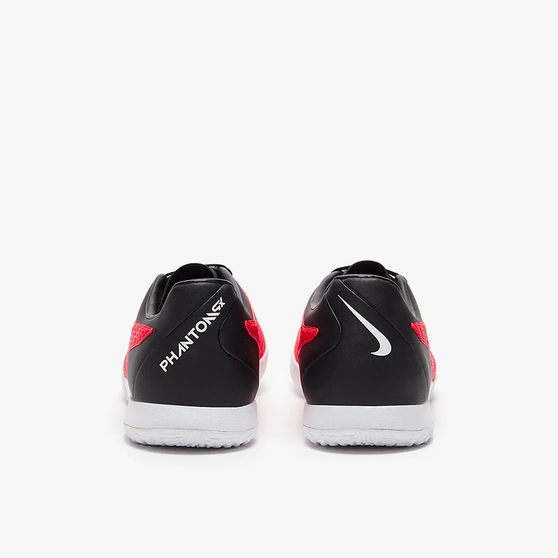 Nike Phantom GX Academy IC