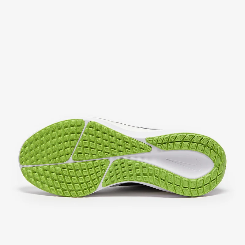Nike Vomero 17