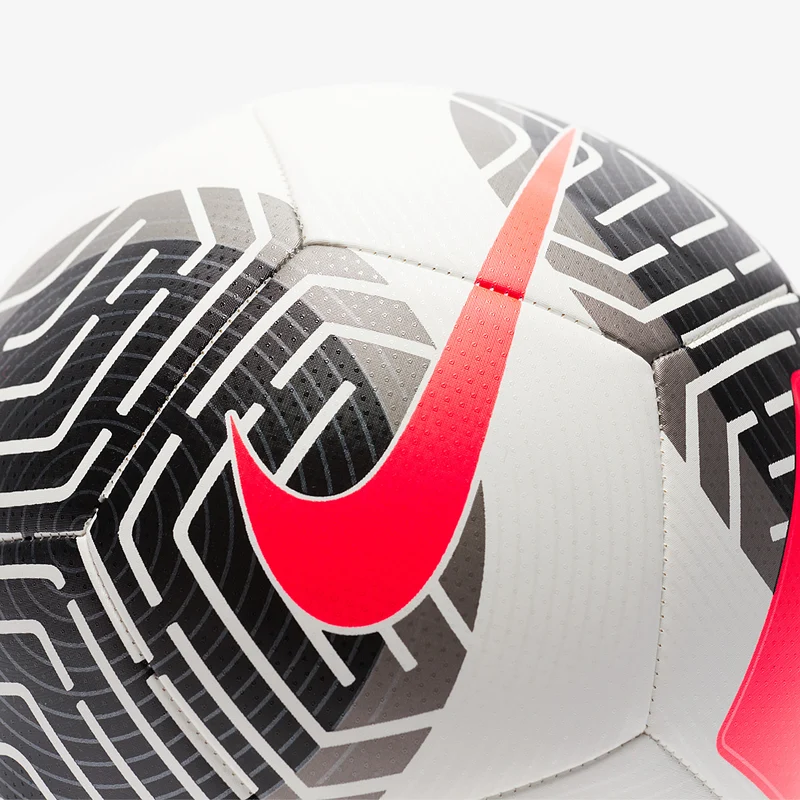 Nike Pitch