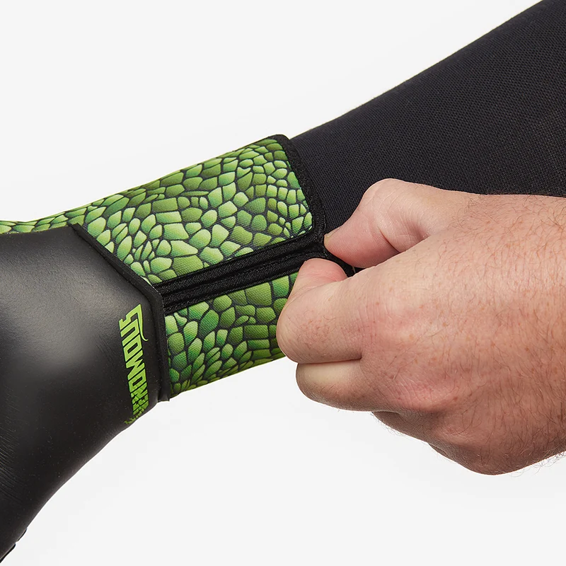 Reusch Venomous Gold X GK Gloves