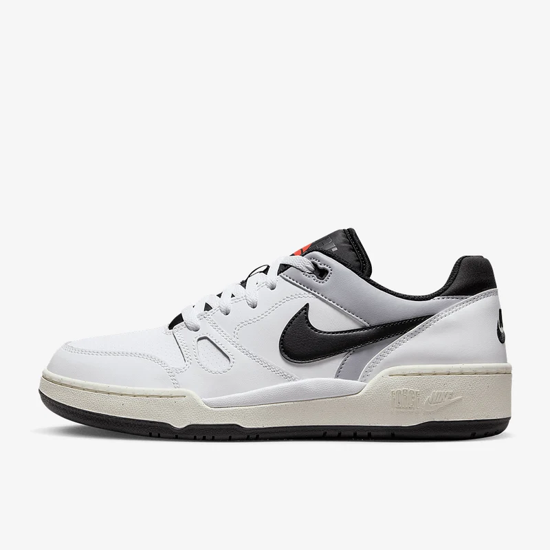 Nike Herrenschuh Full Force Low