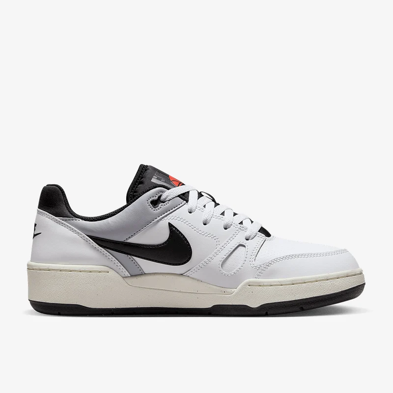 Nike Herrenschuh Full Force Low