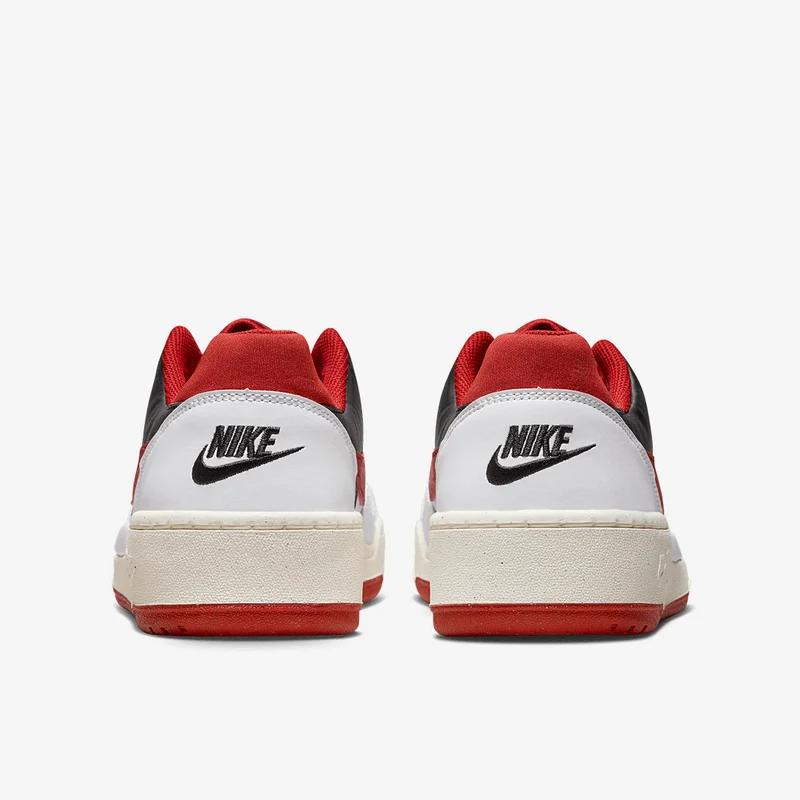 Nike Herrenschuh Full Force Low