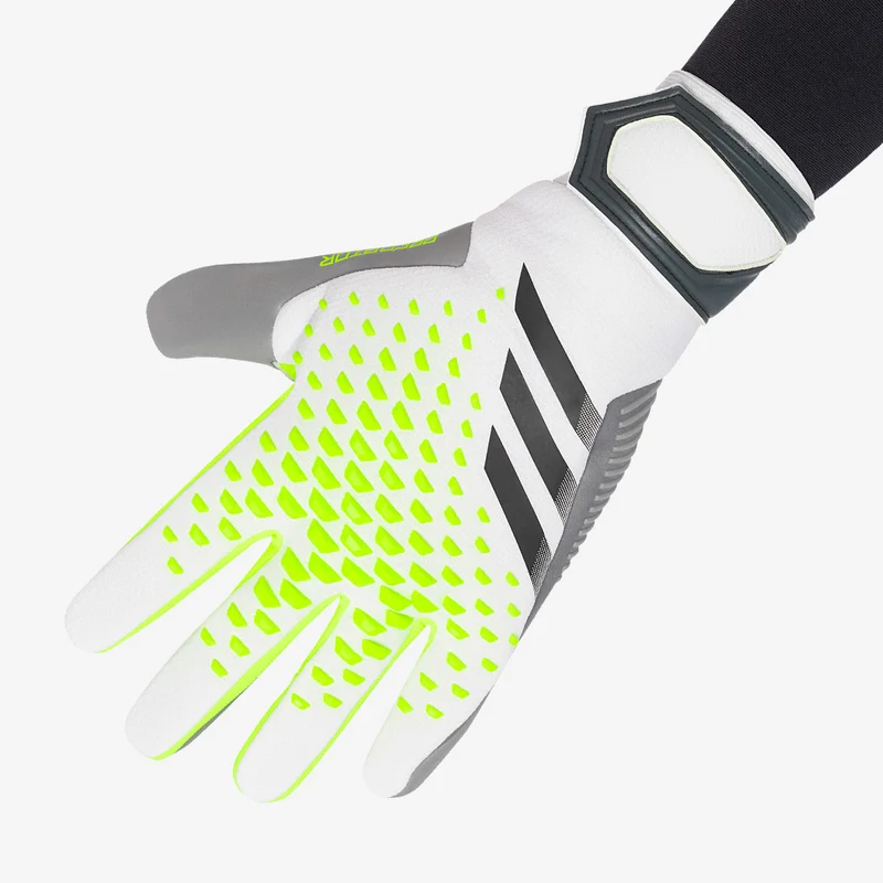 adidas Predator Competition