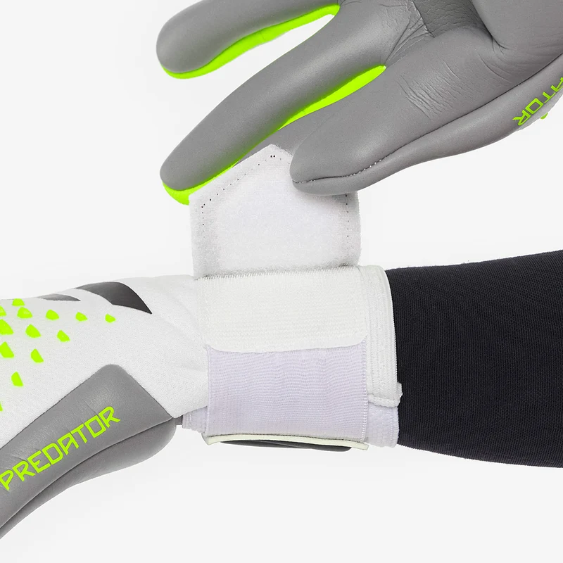 adidas Predator Competition