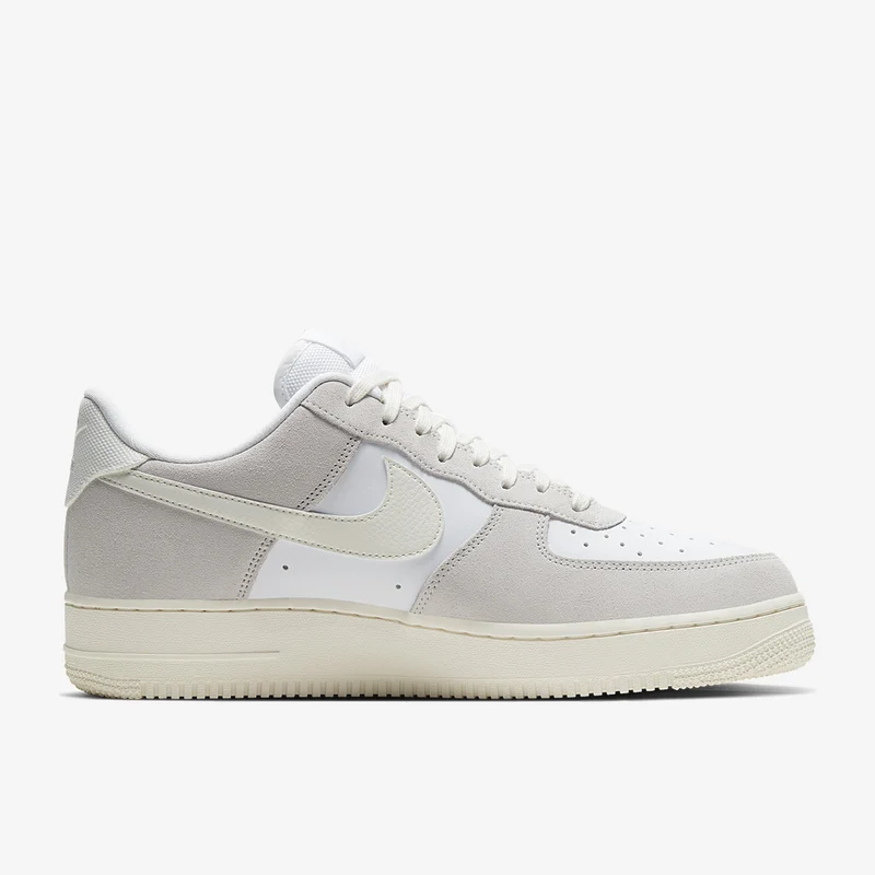 Nike Air Force 1 Lv8