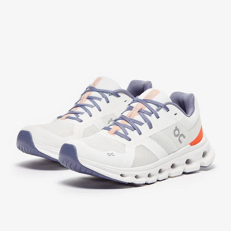 On Damen Cloudrunner
