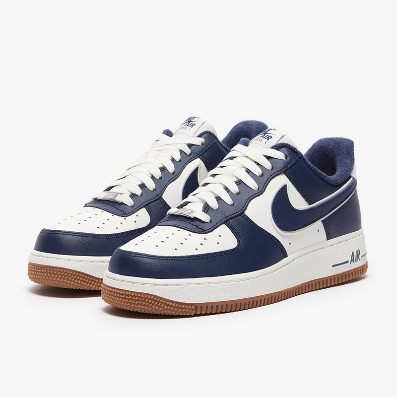Nike Sportswear Air Force 1 '07 LV8