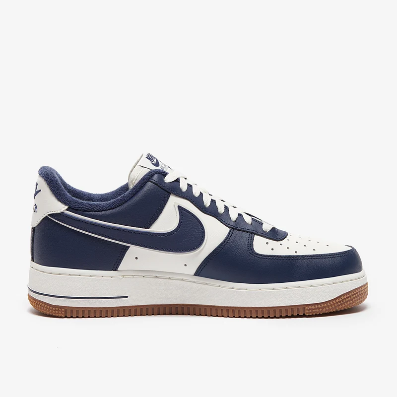 Nike Sportswear Air Force 1 '07 LV8