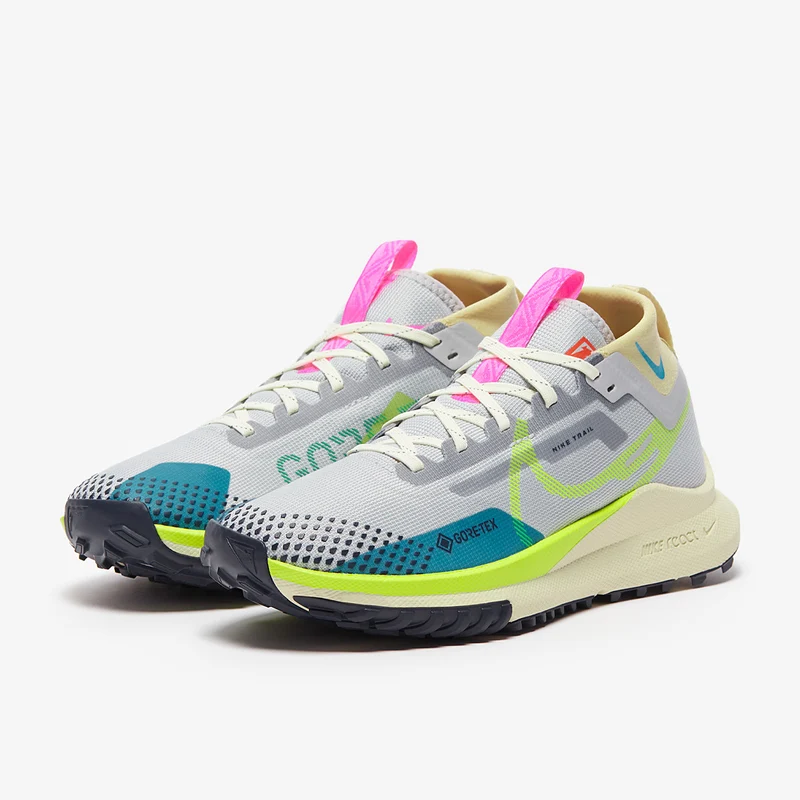 Nike Damen Pegasus Trail 4 Gore-Tex
