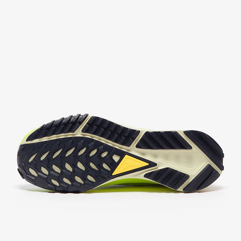 Nike Damen Pegasus Trail 4 Gore-Tex
