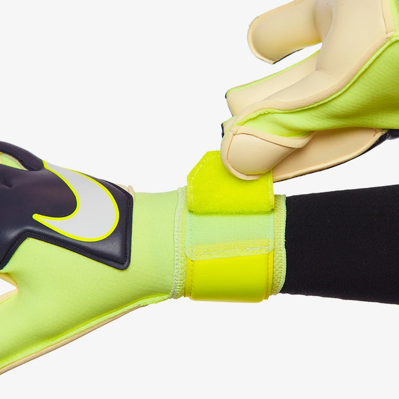 Nike VG3 RS