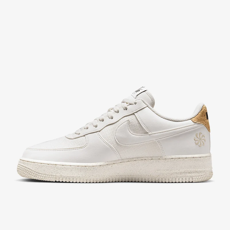 Nike Sportswear Air Force 1 '07 LV8