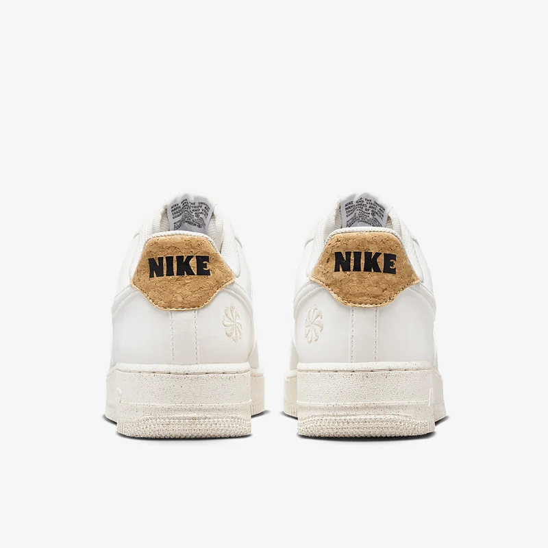 Nike Sportswear Air Force 1 '07 LV8