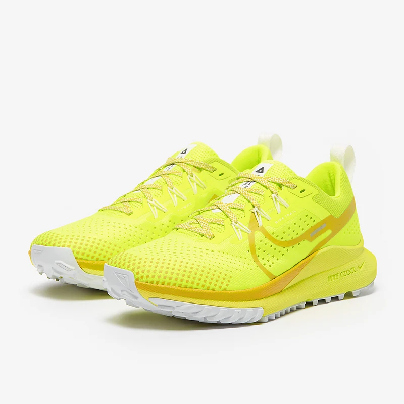 Nike Damen React Pegasus Trail 4
