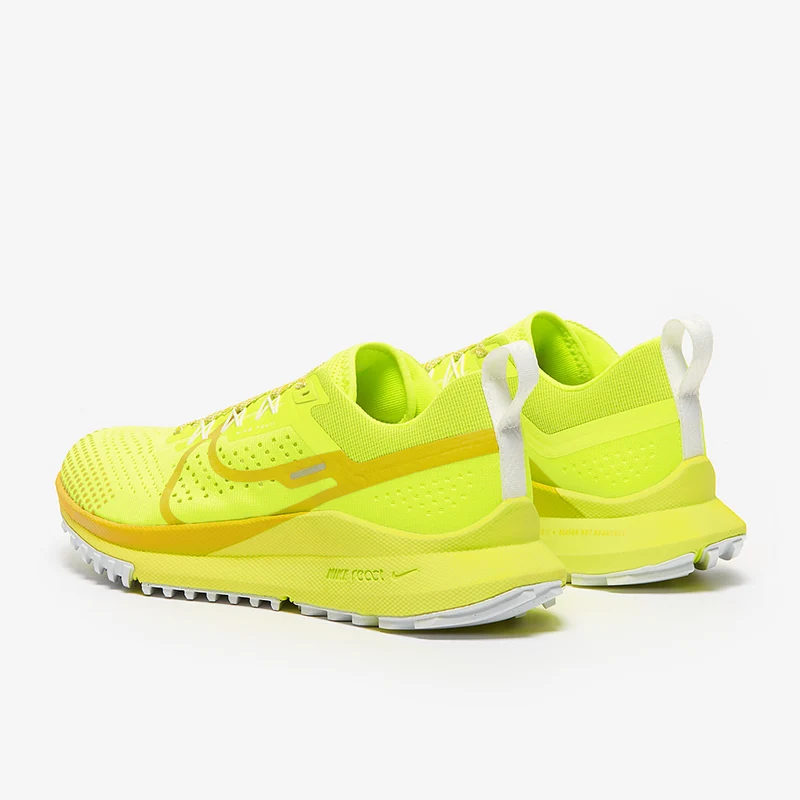 Nike Damen React Pegasus Trail 4