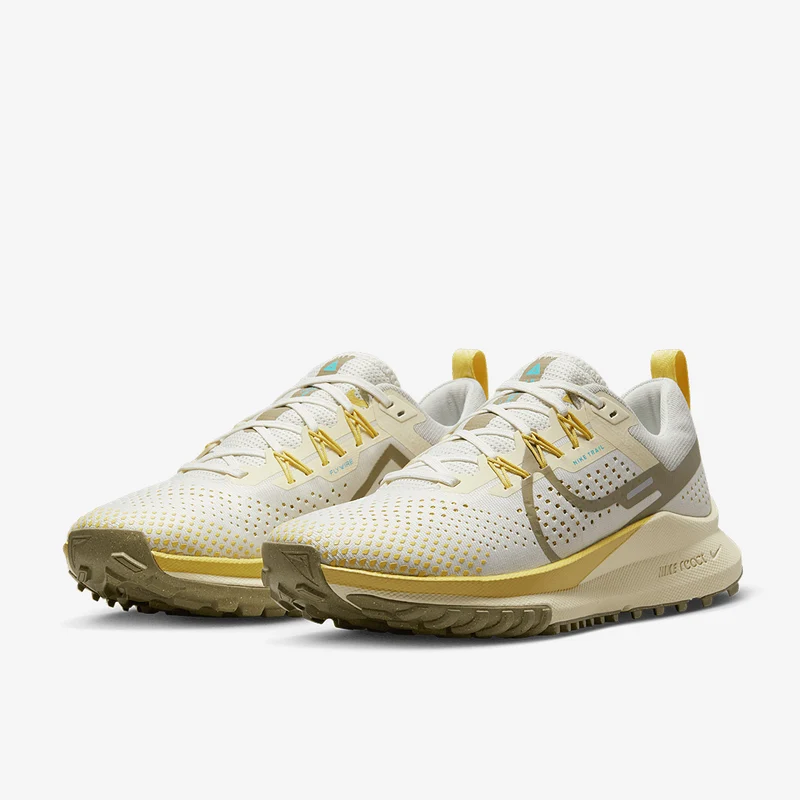 Nike Damen React Pegasus Trail 4