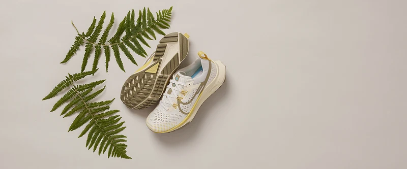 Nike Damen React Pegasus Trail 4