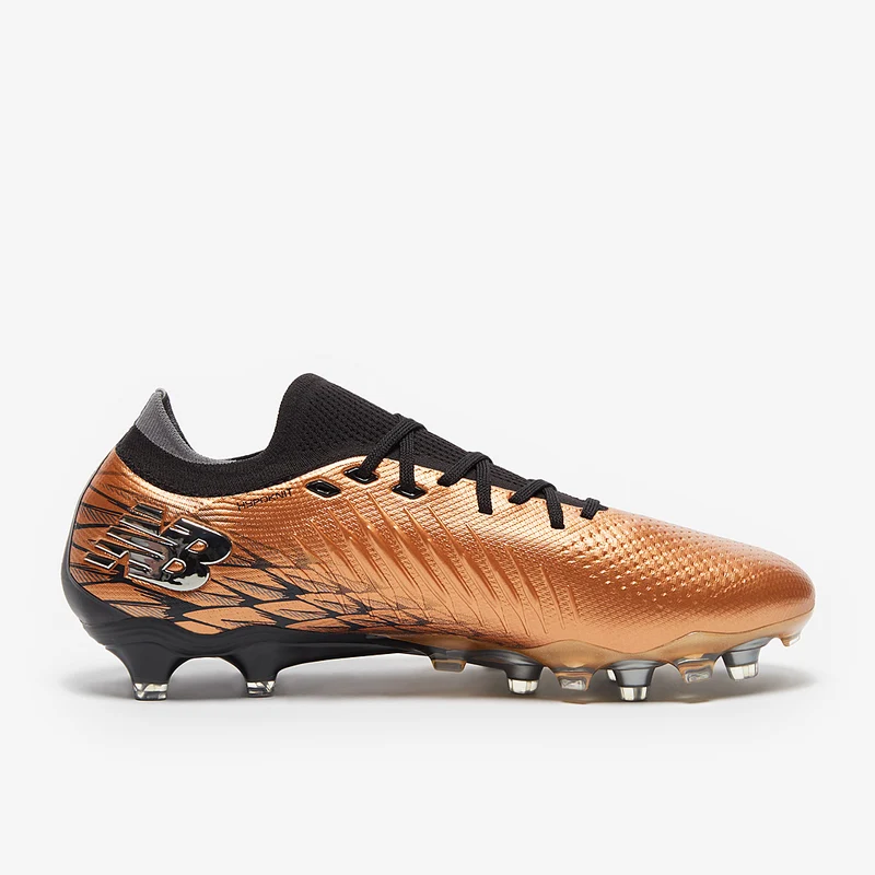 New Balance Tekela V4 Low-Cut Laced Pro FG