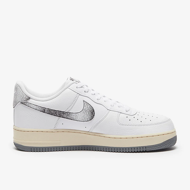 Nike Sportswear Air Force 1 '07 LX