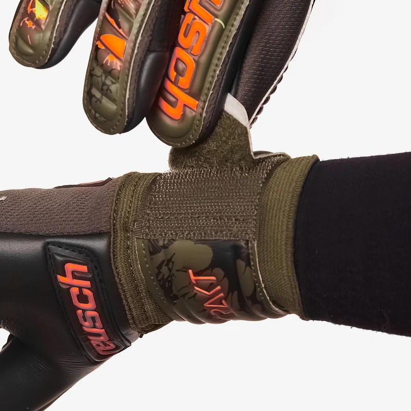 Reusch Kinder Attrakt Grip Evolution Finger Support