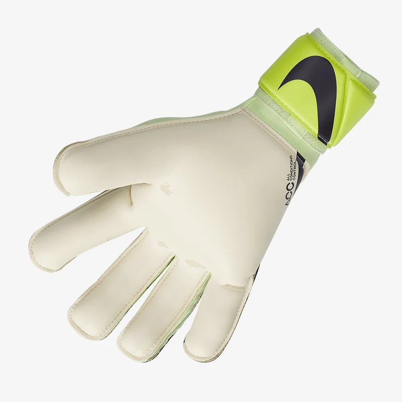 Nike Grip 3