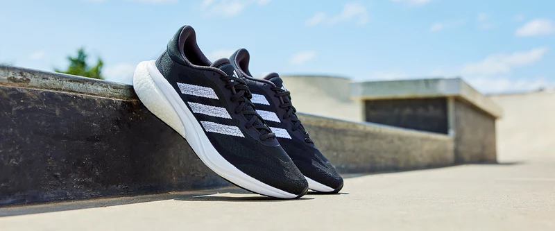 adidas Damen Supernova 3