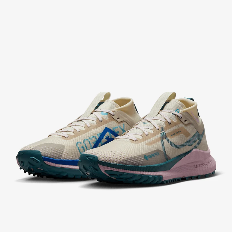 Nike Damen Pegasus Trail 4 Gore-Tex