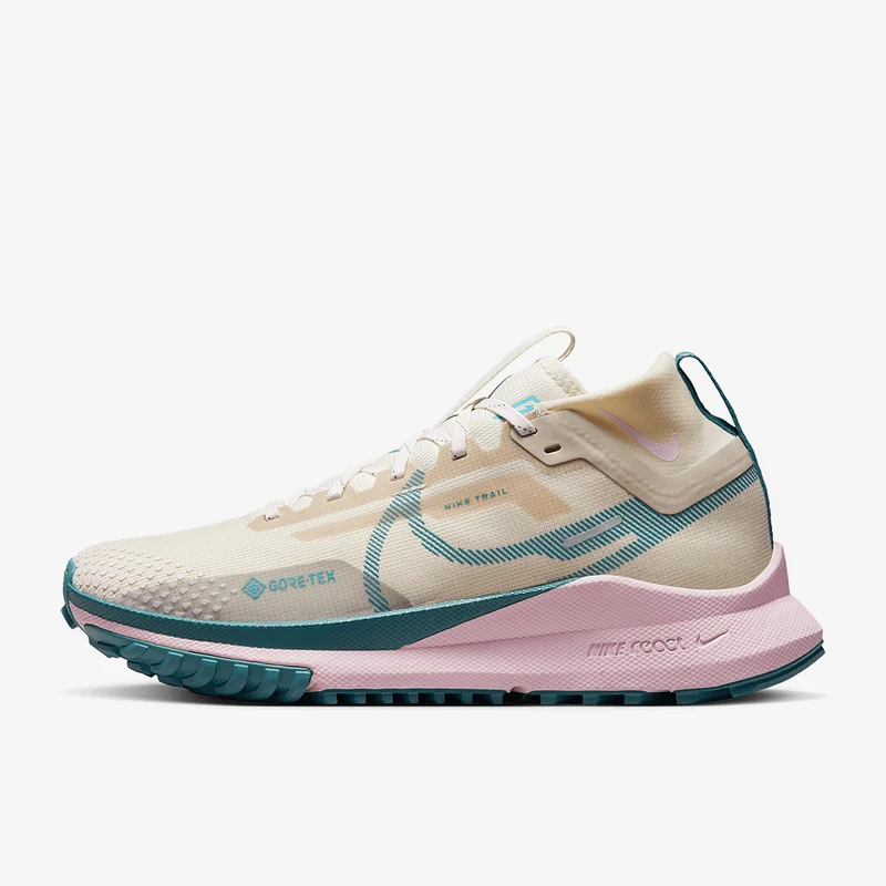 Nike Damen Pegasus Trail 4 Gore-Tex