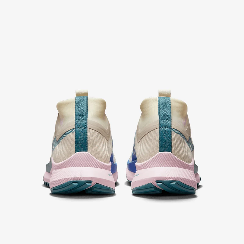 Nike Damen Pegasus Trail 4 Gore-Tex