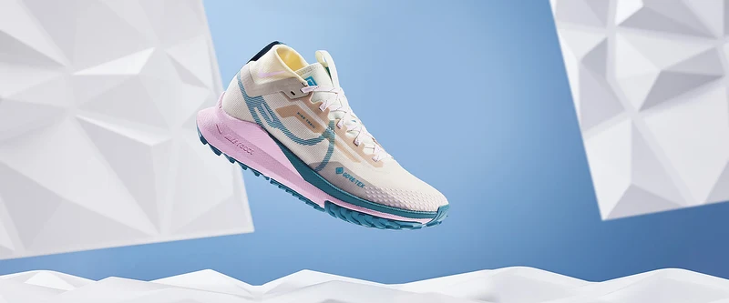 Nike Damen Pegasus Trail 4 Gore-Tex