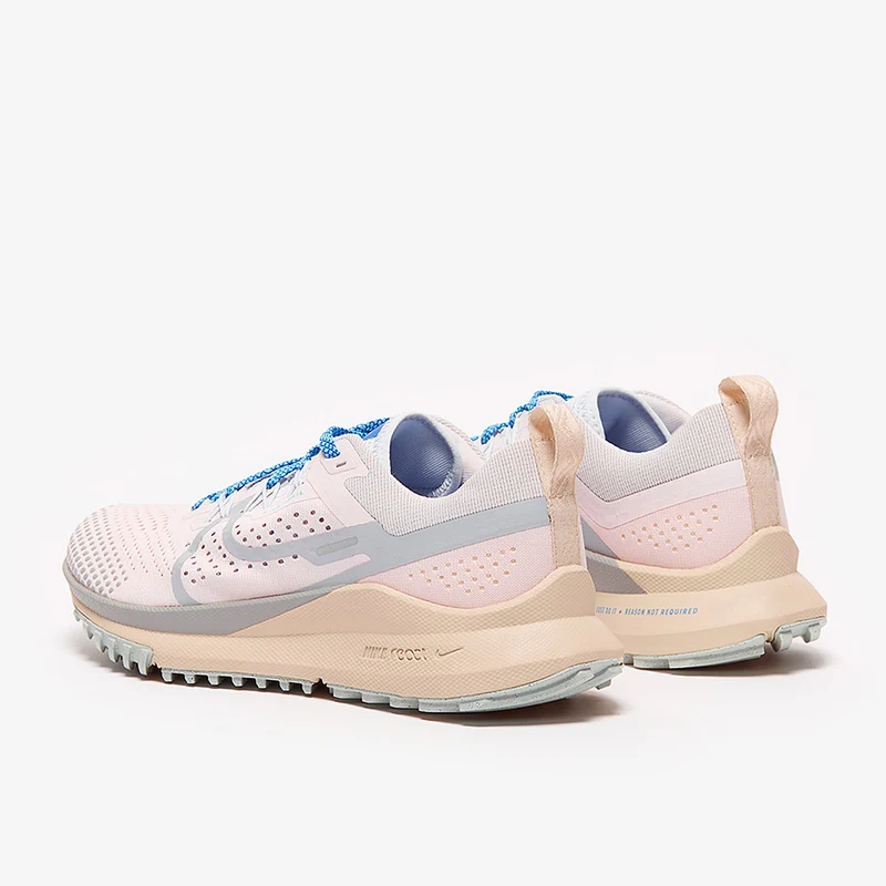 Nike Damen React Pegasus Trail 4