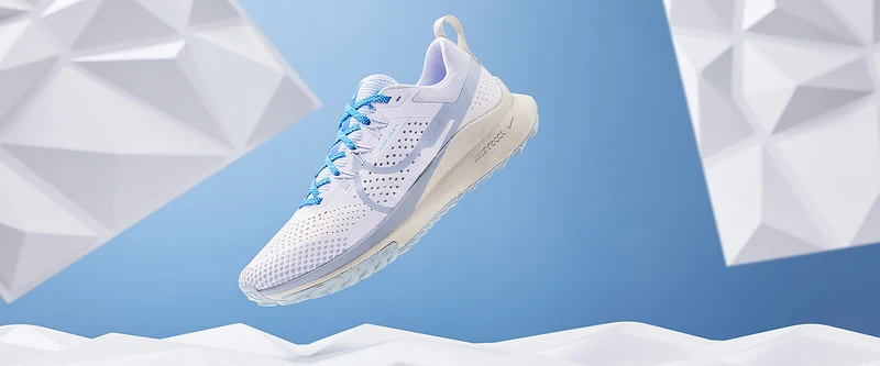 Nike Damen React Pegasus Trail 4