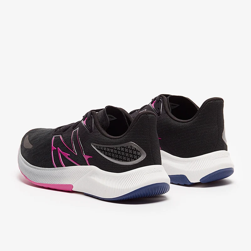 New Balance Damen Propel V3