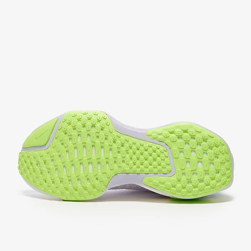 Nike Damen ZoomX Invincible Run Flyknit 3